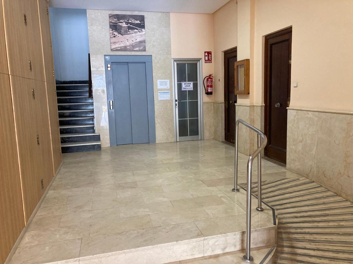Beachfront And Renovated Apartment Cullera Εξωτερικό φωτογραφία